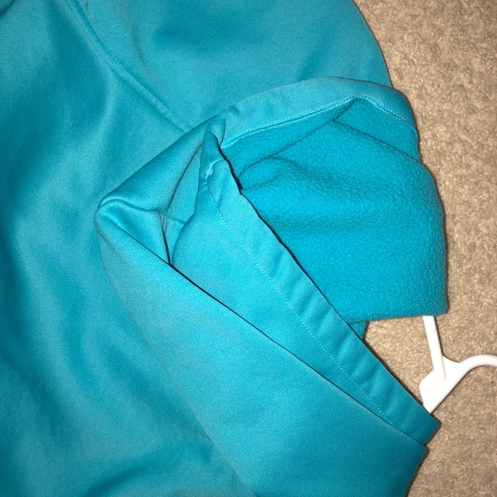 underaurmor hoodie
